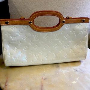 ✨💎 Louis Vuitton Monogram WHITE VERNIS Roxbury Drive Shoulder Bag - VINTAGE